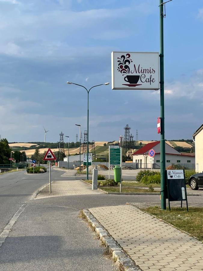 Tiny House Villa Neusiedl an der Zaya Exterior photo